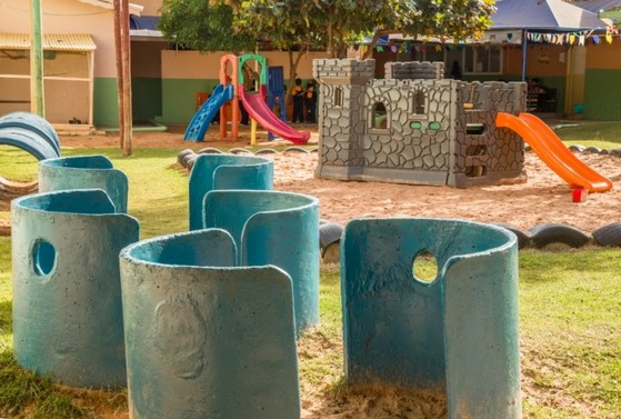 Jardim de Infância com Educação Infantil